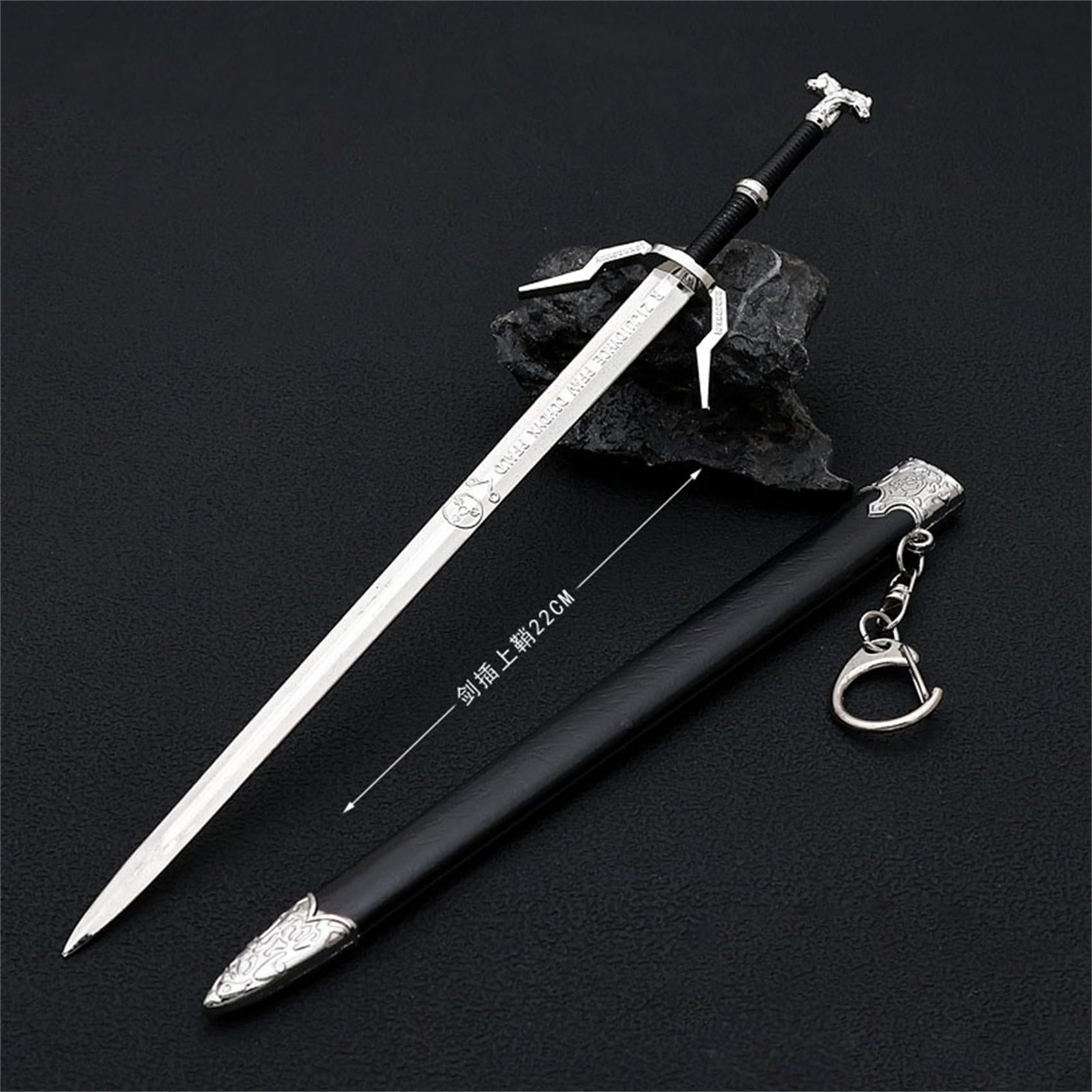30cmウィッチャー3ワイルドハント 銀の剣 ミニ武器 キーホルダー アクセサリ Amazon.co.jp: ウィッチャー3 ワイルドハント 銀の剣 剣 ミニ